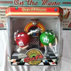 m&m チョコディスペンサー アメコミ キャラクター 箱付き cafe - メルカリ