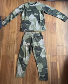 BURTON 子ども用カモフラージュジャケット上下 Burton キッズ スノーボードウェア 上下セット カモフラージュ xs