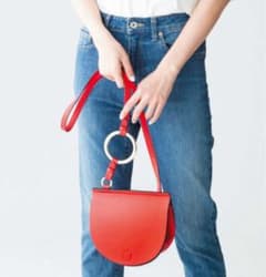 ZARA ショルダーバッグのサムネイル