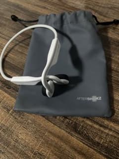 骨伝導イヤホン　AFTERSHOKZのサムネイル