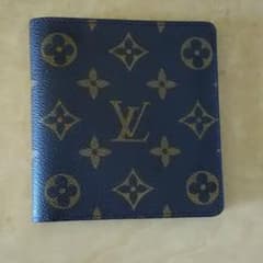 ルイヴィトン　折り財布のサムネイル