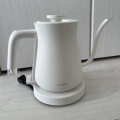 バルミューダ 電気ケトル ホワイトのサムネイル