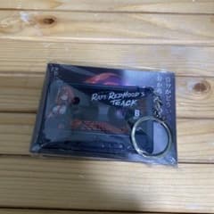 勝利の女神 NIKKE カセット型キーホルダー＆ホログラムカード - メルカリ