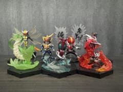 【仮面ライダー】フィギュア 7体&クリアファイル・シールセット　1番くじのサムネイル