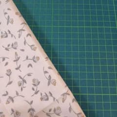 リバティプリント　タナローン　30cm×25cmのサムネイル