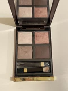 廃盤 TOM FORD アイ カラー クォード 27A ヴァージン オーキッドのサムネイル