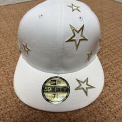 ニューエラ　キャップ　スター　ホワイト×ゴールドのサムネイル