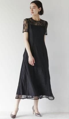 LAGUNAMOON ラグナムーン パーティドレス　結婚式ドレス　ドレスのサムネイル