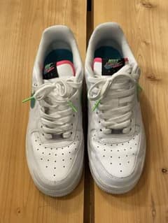 ナイキ エアフォース1 NIKE AIR FORCE 1 07 LV8のサムネイル