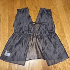 ペプラム 2way ベスト ジレ チャコールグレー シアーベストのサムネイル