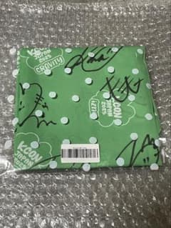 ME:I KCON LA 2025 メンバー全員直筆サイン入りバンダナ - メルカリ