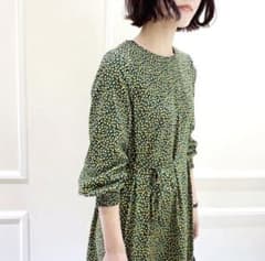 inkychan様専用　小花柄Aラインワンピースのサムネイル