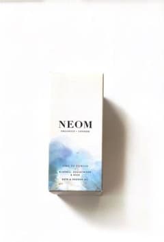 ⭐︎未使用品⭐︎イギリス産⭐︎NEOM バス&シャワーオイルのサムネイル