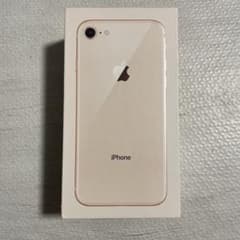 iPhone 8 ゴールド 64 GB docomo（SIM解除済）のサムネイル
