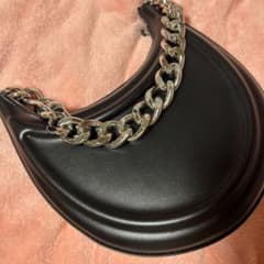 ZARAのショルダーバックのサムネイル