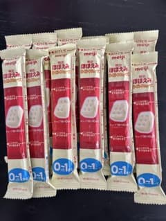 明治ほほえみ　らくらくキューブ12本のサムネイル
