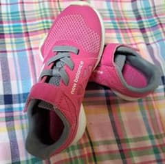 ♡New Balance♡スニーカー♡16cm♡のサムネイル