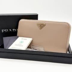 PRADA プラダ 長財布 サフィアーノトライアングル ベージュ系 - メルカリ