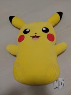 ポケットモンスター ピカチュウ ぬいぐるみクッション