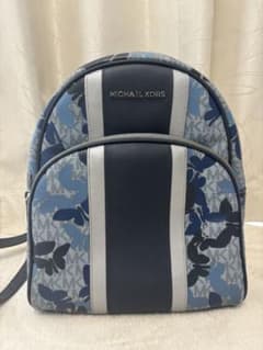 MICHAEL KORS 花柄リュックのサムネイル