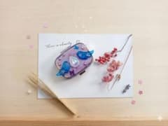 ハンドメイド レジン製 小物入れ ピルケースのサムネイル