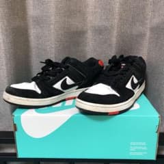 charlotte様専用　NIKE SB AIR FORCE2 LOW 27.5のサムネイル