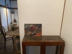 《葉陰に宿る炎》24×33cm 油彩／木製パネルのサムネイル