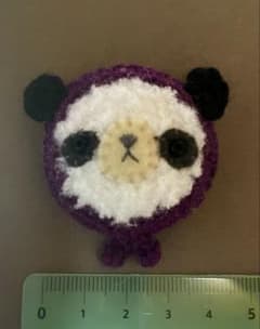 ハンドメイド ブローチ パンダモチーフのサムネイル