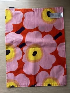 9/15まで値下げ⭐︎marimekko Unikkoランチョンマット 2枚セットのサムネイル