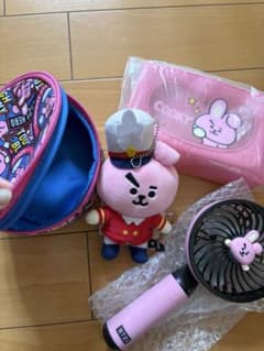 BT21 COOKY ぬいぐるみ ポーチ ハンディファン セットのサムネイル