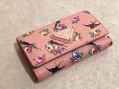 PRADA キーケースのサムネイル