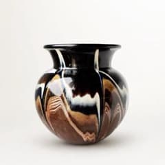 チェコで購入ブルガリアトロヤン陶器　花瓶 東欧ヴィンテージ ブルガリア トロヤン陶器 花瓶 流釉 民藝 - メルカリ