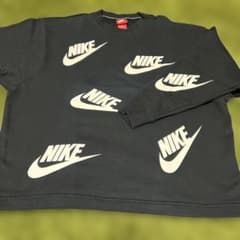 Nike ロゴプリント スウェット Mサイズのサムネイル