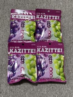 ロッテ KAZITTE! グレープ&マスカット ハードグミ　4袋セットのサムネイル