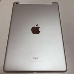 Apple iPad 第6世代 9.7インチ ❗️のサムネイル