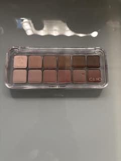 CLIO ベージュ系アイシャドウパレット 12色のサムネイル