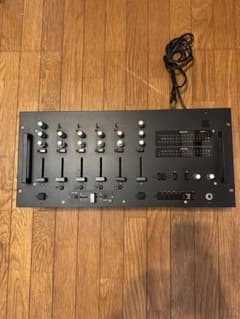 VESTAX PMC-40 完全ジャンク 通電OK 部品取り　音出しok VESTAX PMC-40 完全ジャンク 通電OK 部品取り - メルカリ