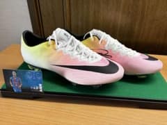 fctokyo 室屋成　本人着用サイン入りスパイクのサムネイル
