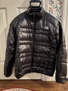 THE NORTH FACE ブラック ダウンジャケットのサムネイル