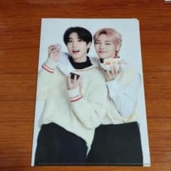 straykids ハン アイエン クリアファイルのサムネイル