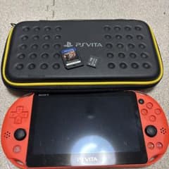 バ*ナ様 PlayStation Vita 本体 (オレンジ)のサムネイル