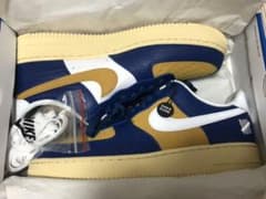 UNDEFEATED × NIKE AIR FORCE 1 最終値下げのサムネイル