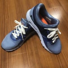週末値下げ　　NIKE AIR MAX ZEROのサムネイル