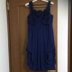 【マタニティでも着れる】パーティードレスのサムネイル