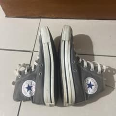 CONVERSE グレー ハイカットスニーカーのサムネイル
