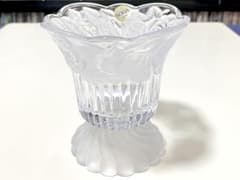 ガラスの器　当時物　アクセサリーや小物入れに　アンティーク　昭和　薔薇モチーフのサムネイル