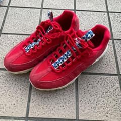 AIR MAX 95 ウルトラエッセンシャルのサムネイル