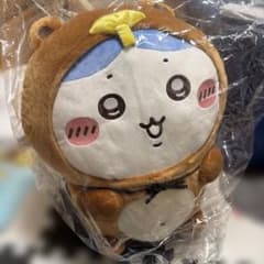ちいかわ たぬきだもんくじ A賞 ドデカたぬきぬいぐるみ ハチワレのサムネイル