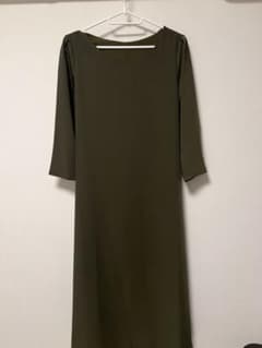 オリーブ色 七分袖 ロングワンピースのサムネイル