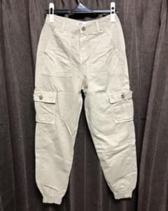 専用　ZARA  カーゴパンツのサムネイル